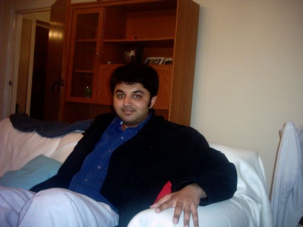 aali2.jpg (600x450; 31377 bytes)